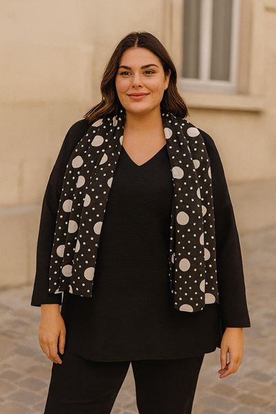 Picture of CURVY GIRL SWEATER WITH SCARF
